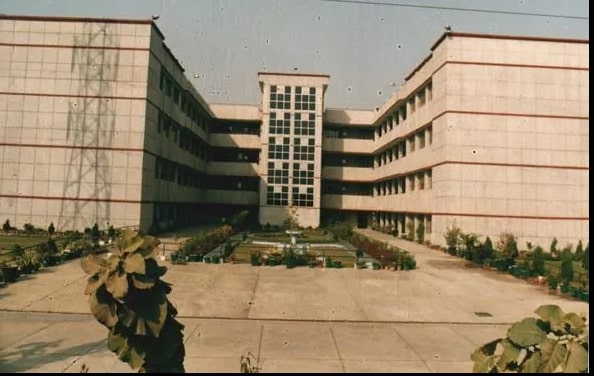 Top 4 Law Colleges in Faridabad: Your Gateway to Justice 5 B.S. Anangpuria Institute of Law (BSAIL), Faridabad