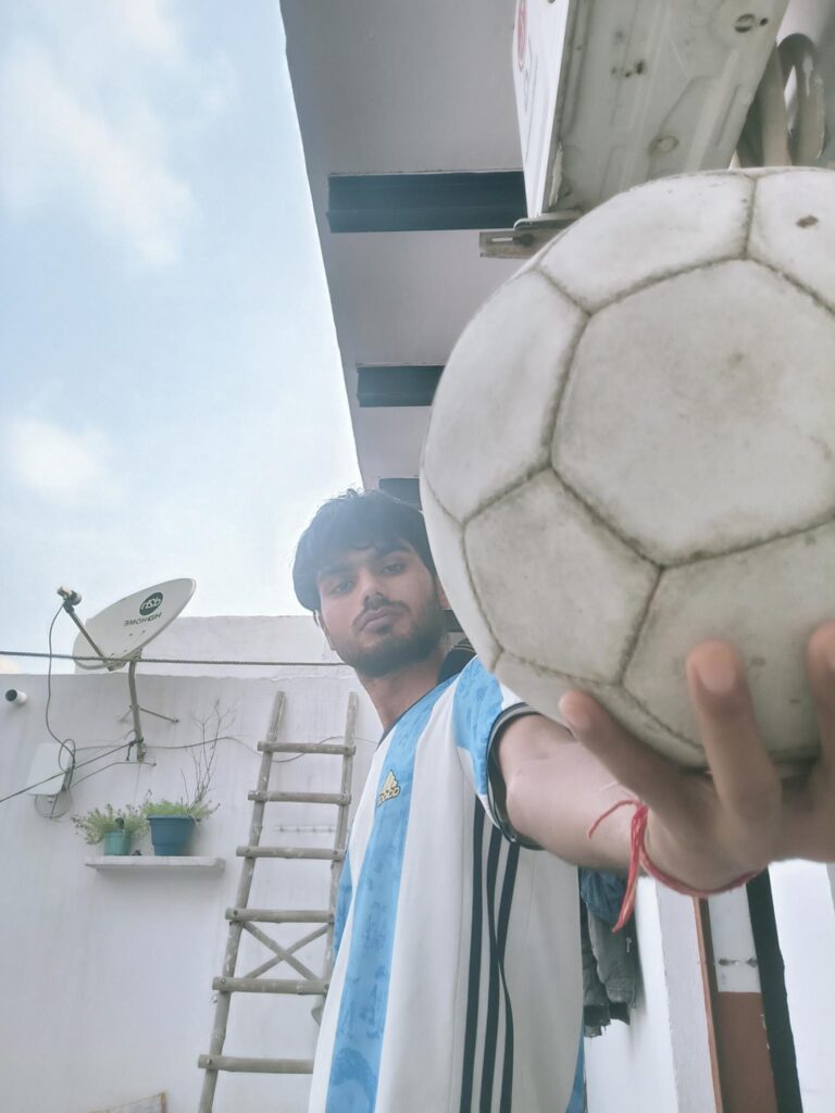 Best Football Player in Faridabad - Hansraj Baghel 7 Hansraj Baghel - The Greatest man of Faridabad